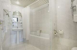 Гостиница Будапешт Москва Стандартный двухместный с широкой кроватью-14