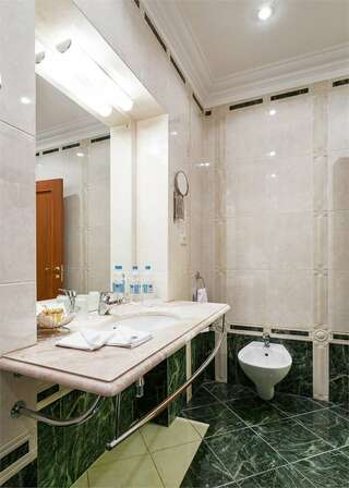 Гостиница Будапешт Москва Бизнес люкс-7