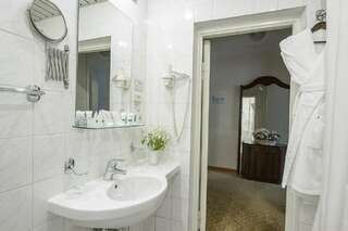 Гостиница Будапешт Москва Полулюкс с 2мя кроватями-3