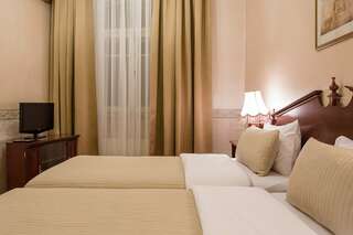 Гостиница Будапешт Москва Полулюкс улучшенный с 2мя кроватями-5