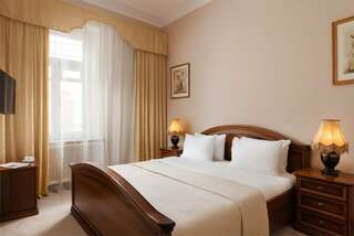 Гостиница Будапешт Москва Полулюкс улучшенный-1