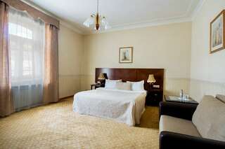 Гостиница Будапешт Москва Полулюкс улучшенный-8